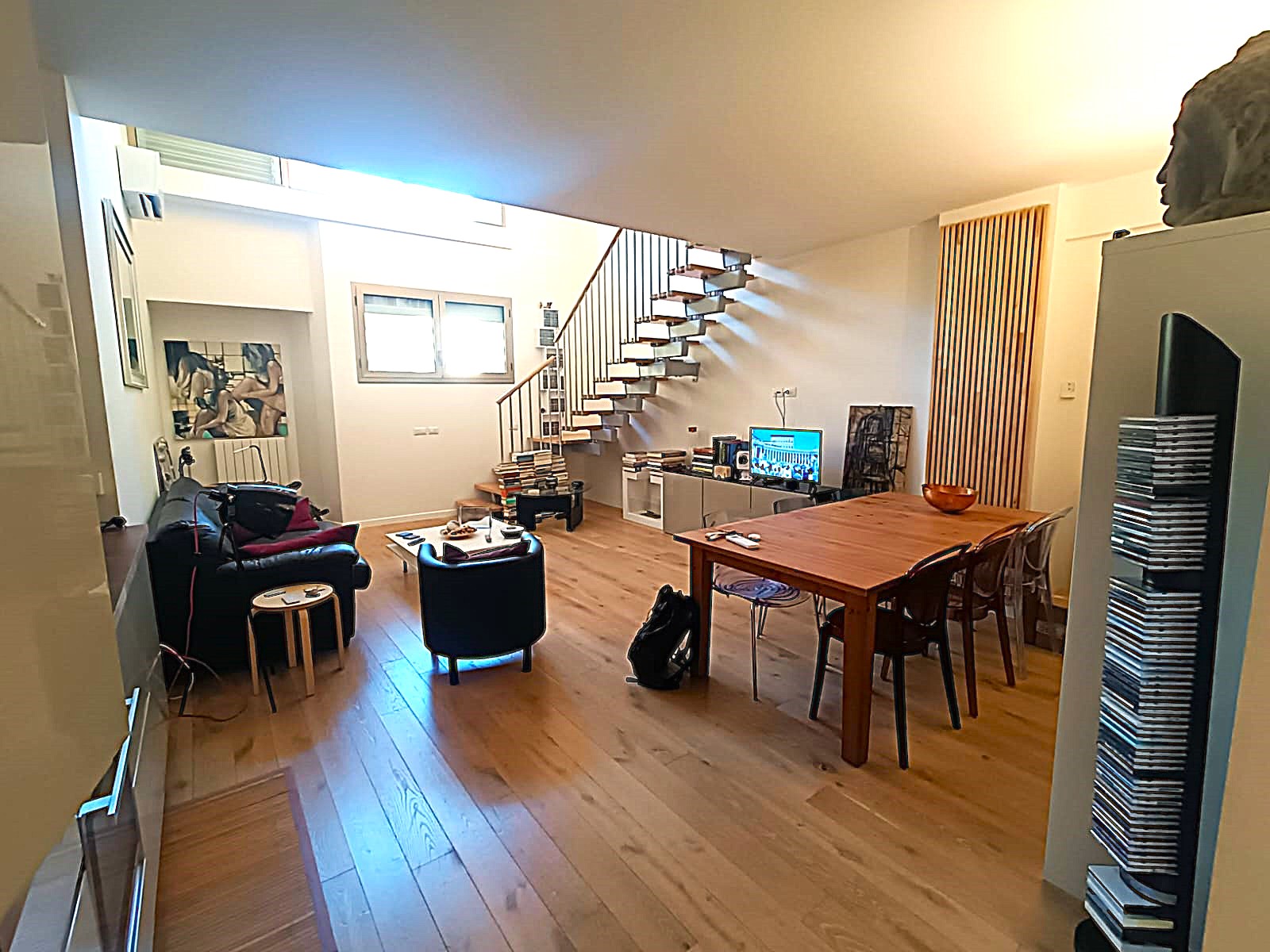 7 P.le Porta al Prato, favoloso loft con posto auto.