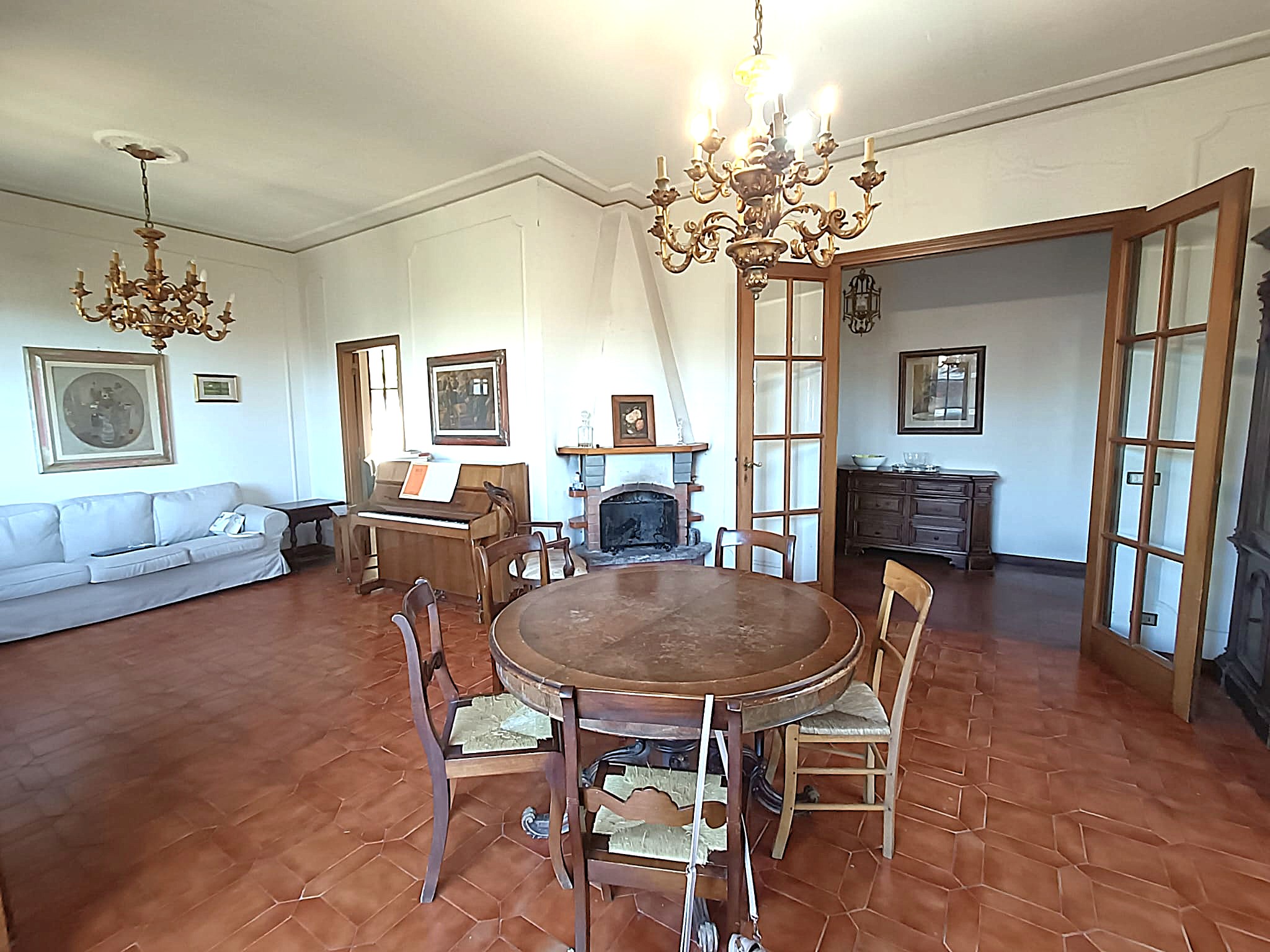 Pieve a Nievole, pressi Liceo, splendida villa.