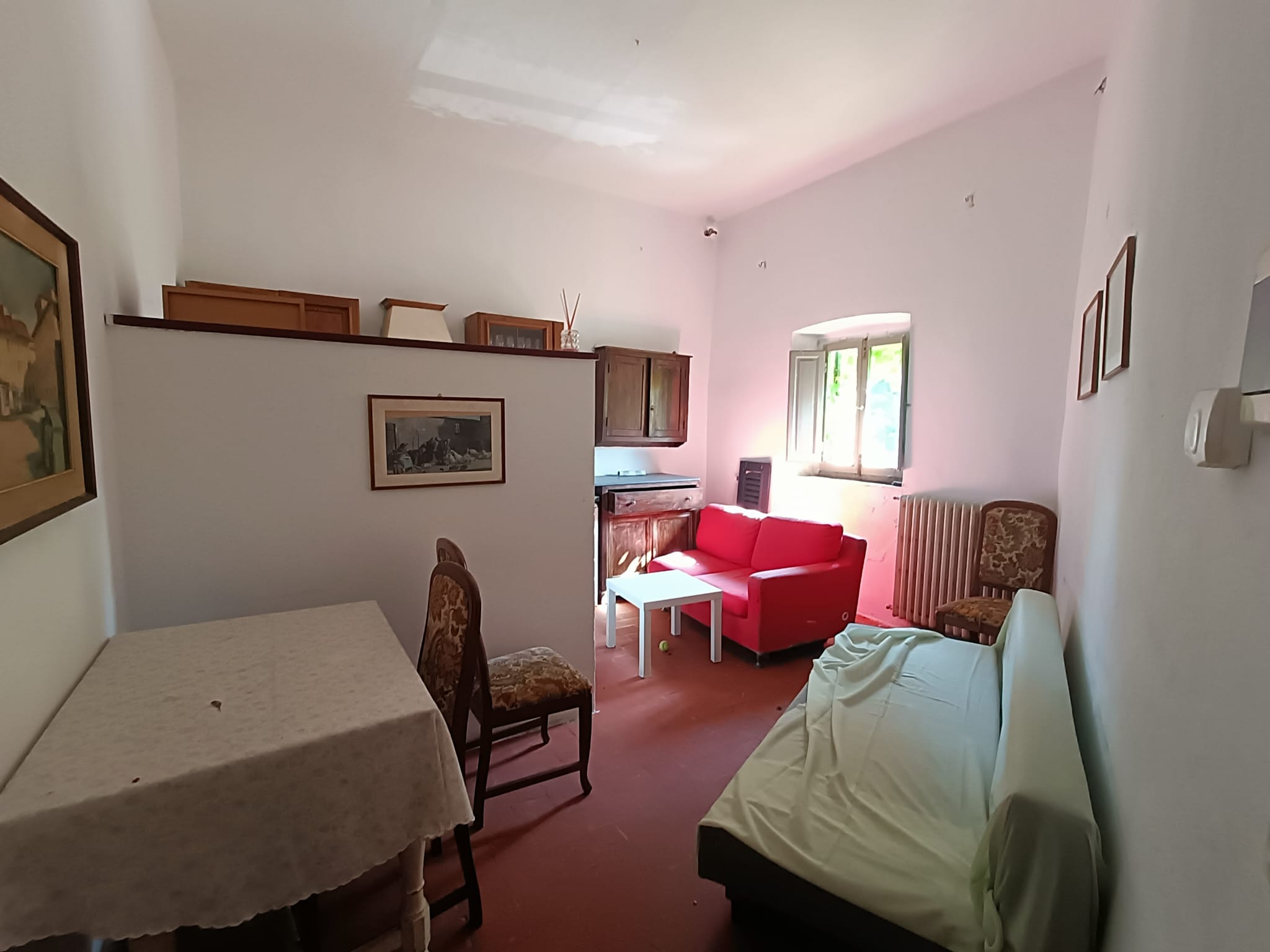 WhatsApp Image 2026-05-30 at 10.11.35 Pistoia, complesso immobiliare collinare.
