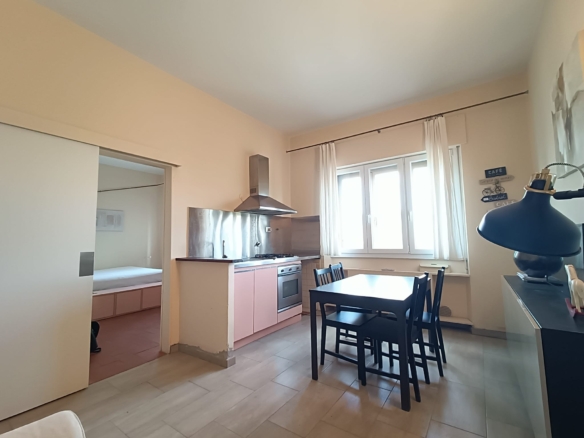 Firenze, C. Marte, bilocale