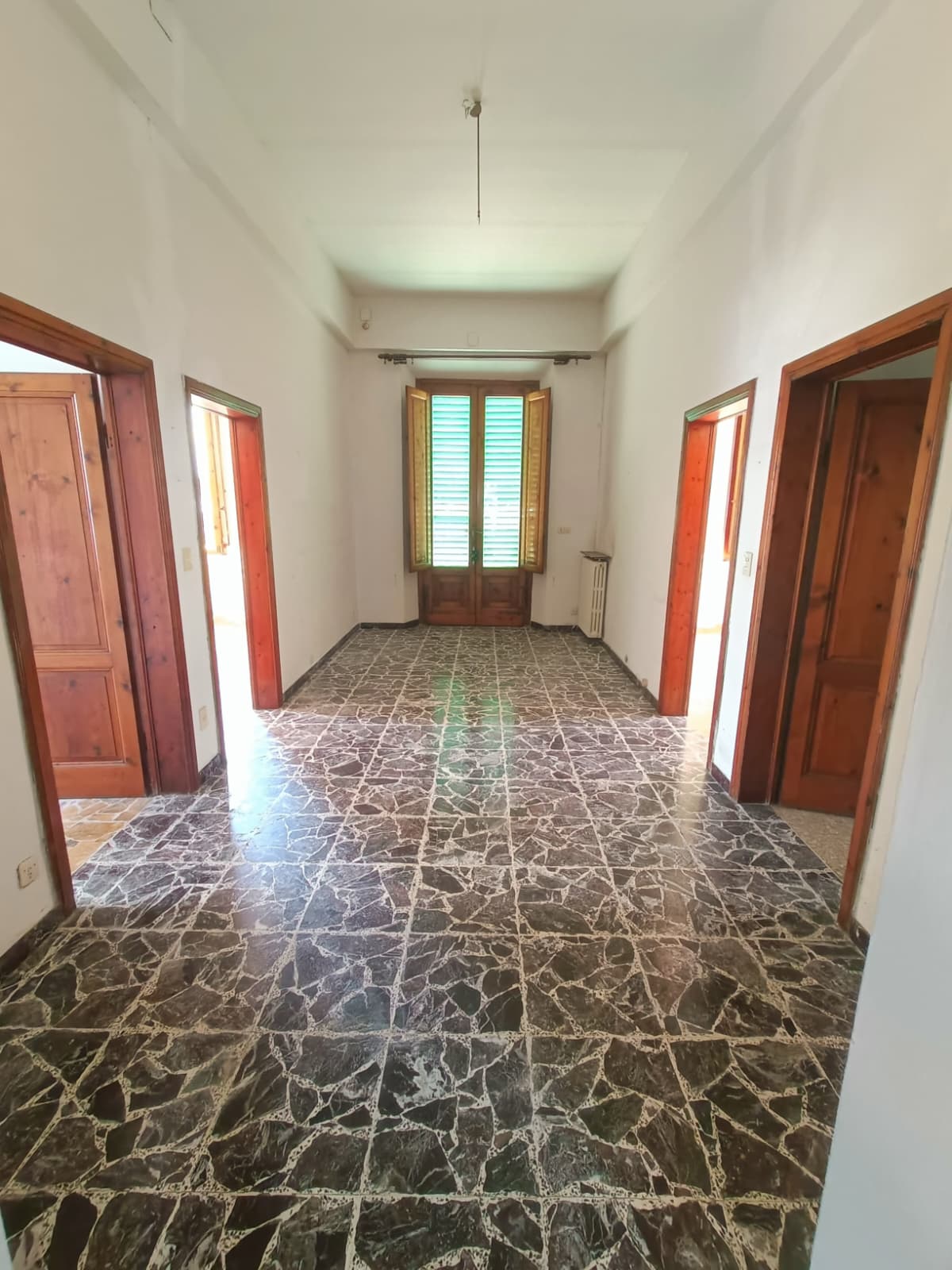 WhatsApp Image 2026-08-15 at 11.19.37 (4) Montecatini Terme, Panteraie, villa da ristrutturare