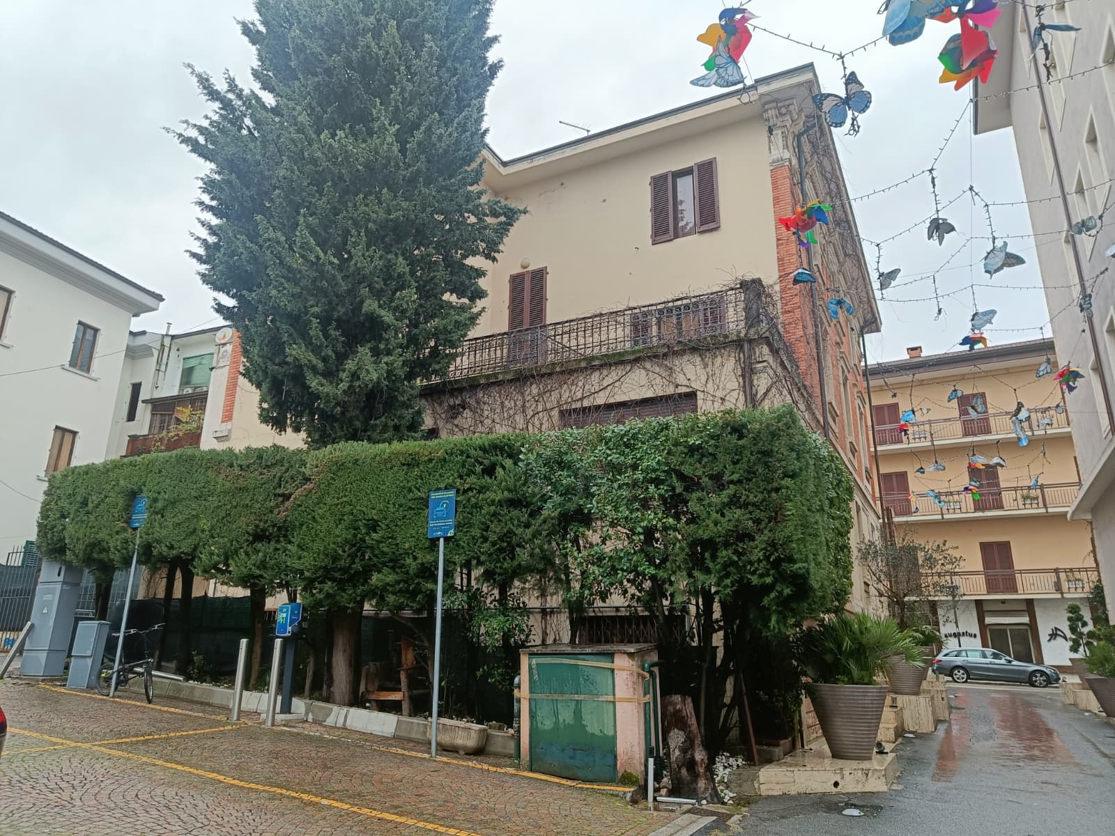 WhatsApp Image 2026-08-15 at 17.54.37 Montecatini Terme, elegante palazzina in stile Liberty