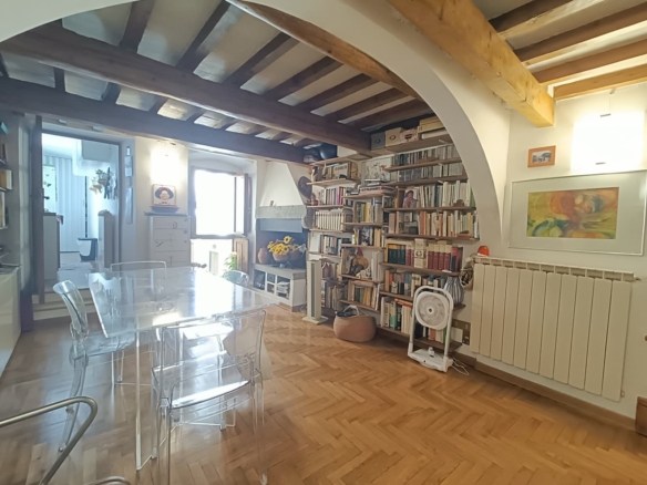 Firenze, Oltrarno, affascinante bilocale.